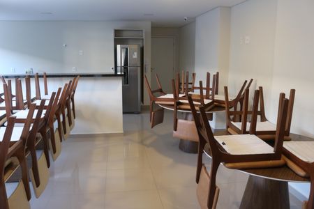 Apartamento à venda com 73m², 2 quartos e 2 vagasÁrea comum - Salão de festas
