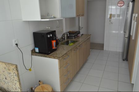 Apartamento à venda com 244m², 4 quartos e 2 vagas Apartamento à venda com 244m², 4 quartos e 2 vagasCozinha