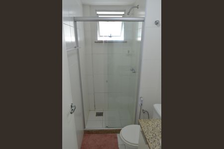 Apartamento à venda com 244m², 4 quartos e 2 vagas Apartamento à venda com 244m², 4 quartos e 2 vagasBanheiro da Suíte 1