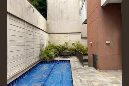 Apartamento à venda com 89m², 2 quartos e 2 vagas Apartamento à venda com 89m², 2 quartos e 2 vagasÁrea comum - Piscina
