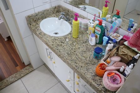Apartamento à venda com 89m², 2 quartos e 2 vagasBanheiro Suíte
