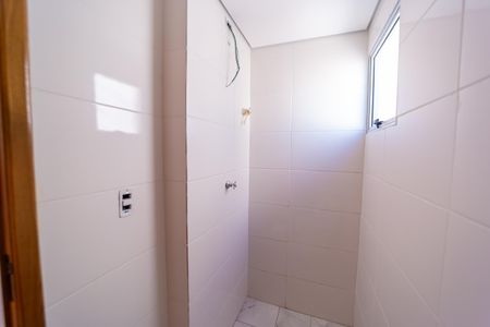 Apartamento à venda com 35m², 2 quartos e sem vagaBanheiro
