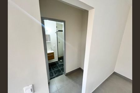 Corredor de apartamento para alugar com 1 quarto, 37m² em Sítio do Mandaqui, São Paulo