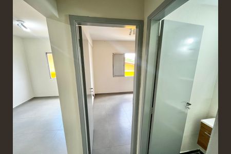 Corredor de apartamento para alugar com 1 quarto, 37m² em Sítio do Mandaqui, São Paulo