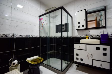 Casa de condomínio para alugar com 240m², 3 quartos e 1 vaga Casa de condomínio para alugar com 240m², 3 quartos e 1 vagaBanheiro Social