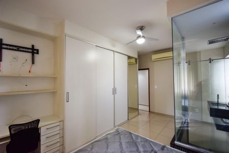 Casa de condomínio para alugar com 240m², 3 quartos e 1 vaga Casa de condomínio para alugar com 240m², 3 quartos e 1 vagaSuíte
