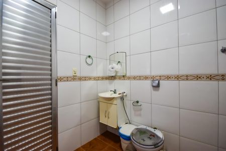 Casa de condomínio para alugar com 240m², 3 quartos e 1 vaga Casa de condomínio para alugar com 240m², 3 quartos e 1 vagaBanheiro - Terraço