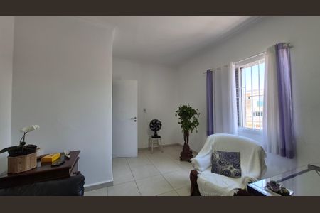 Casa à venda com 172m², 3 quartos e 2 vagasQuarto 1