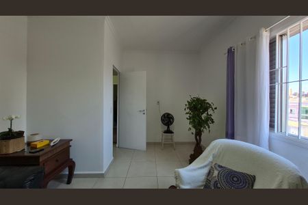 Casa à venda com 172m², 3 quartos e 2 vagasQuarto 1