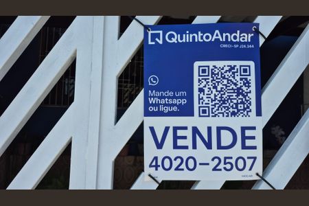 Casa à venda com 172m², 3 quartos e 2 vagasPlaca
