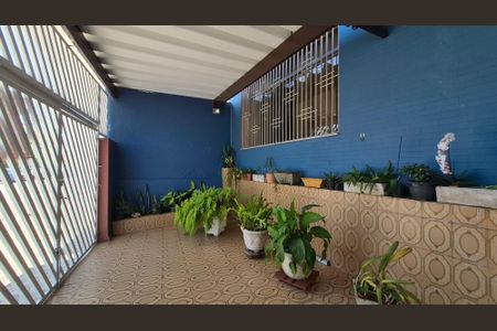 Casa à venda com 172m², 3 quartos e 2 vagasGaragem