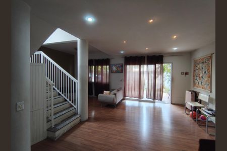 Sala de casa à venda com 4 quartos, 298m² em Taquara, Rio de Janeiro