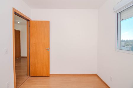 Quarto 1 de apartamento para alugar com 2 quartos, 44m² em Protásio Alves, Porto Alegre