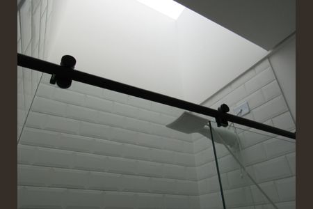 Casa à venda com 130m², 3 quartos e 4 vagasBanheiro da Suíte