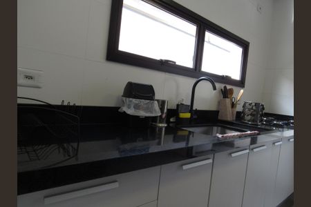 Casa à venda com 130m², 3 quartos e 4 vagasCozinha