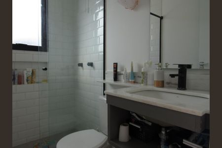 Casa à venda com 130m², 3 quartos e 4 vagasBanheiro da Suíte 2