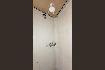 Casa à venda com 380m², 5 quartos e 4 vagas Casa à venda com 380m², 5 quartos e 4 vagasBanheiro de Serviço