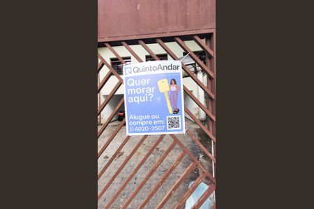 Casa à venda com 380m², 5 quartos e 4 vagas Casa à venda com 380m², 5 quartos e 4 vagasPlaca