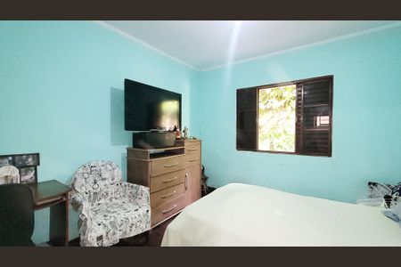 Casa à venda com 380m², 5 quartos e 4 vagas Casa à venda com 380m², 5 quartos e 4 vagasSala