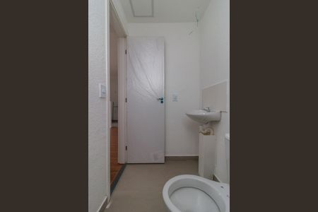Apartamento à venda com 45m², 2 quartos e 1 vaga Apartamento à venda com 45m², 2 quartos e 1 vagaBanheiro