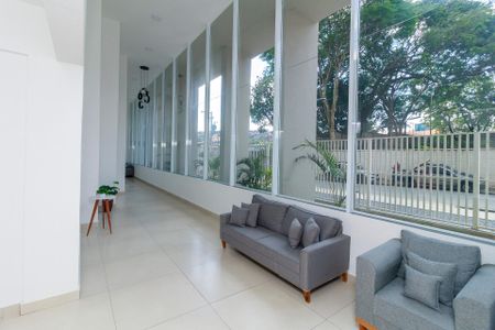 Apartamento à venda com 45m², 2 quartos e 1 vaga Apartamento à venda com 45m², 2 quartos e 1 vagaHall Social