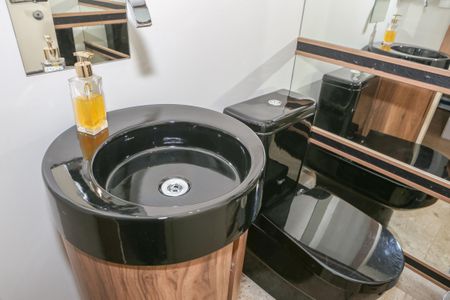 Apartamento à venda com 101m², 3 quartos e 2 vagas Apartamento à venda com 101m², 3 quartos e 2 vagasLavabo