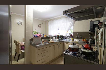 Casa à venda com 135m², 3 quartos e 3 vagas Casa à venda com 135m², 3 quartos e 3 vagasCozinha