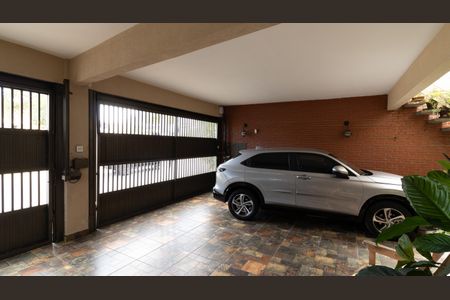 Casa à venda com 135m², 3 quartos e 3 vagas Casa à venda com 135m², 3 quartos e 3 vagasGaragem