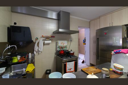 Casa à venda com 135m², 3 quartos e 3 vagas Casa à venda com 135m², 3 quartos e 3 vagasCozinha