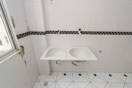 Apartamento para alugar com 60m², 2 quartos e 1 vagaÁrea de Serviço