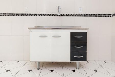 Apartamento para alugar com 60m², 2 quartos e 1 vagaCozinha - Armários