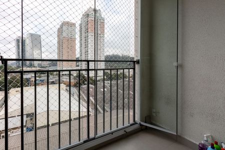 Apartamento à venda com 36m², 2 quartos e sem vaga Apartamento à venda com 36m², 2 quartos e sem vagaVaranda
