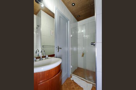 Apartamento à venda com 80m², 2 quartos e 1 vagaBanheiro Social