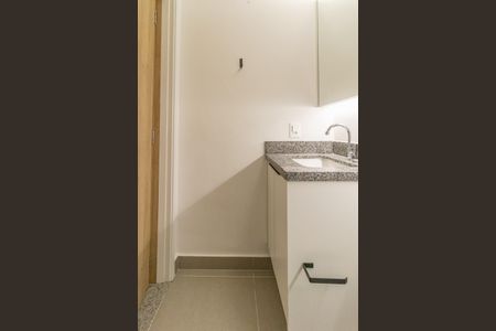 Studio para alugar com 25m², 1 quarto e sem vaga Studio para alugar com 25m², 1 quarto e sem vagaBanheiro Social