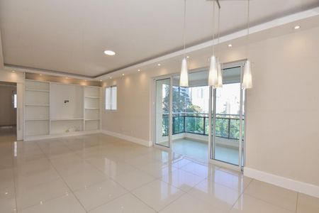 Sala de apartamento à venda com 3 quartos, 132m² em Vila Andrade, São Paulo