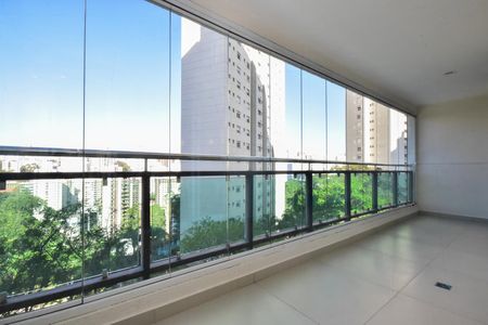 Varanda de apartamento à venda com 3 quartos, 132m² em Vila Andrade, São Paulo
