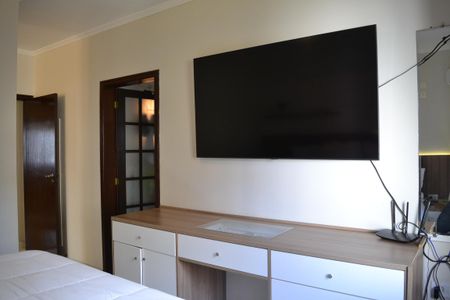 Casa à venda com 292m², 5 quartos e 4 vagasSuíte