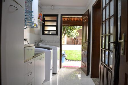 Casa à venda com 292m², 5 quartos e 4 vagasÁrea de Serviço