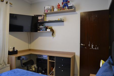 Casa à venda com 292m², 5 quartos e 4 vagasQuarto 1