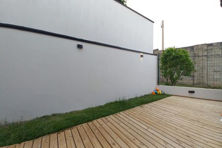 Casa de condomínio à venda com 229m², 3 quartos e 4 vagas Casa de condomínio à venda com 229m², 3 quartos e 4 vagasVista da Suíte 3