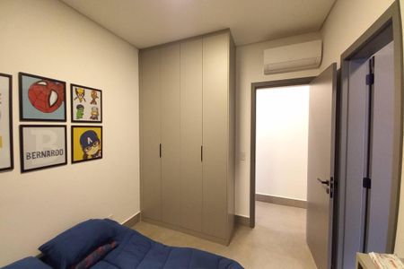 Casa de condomínio à venda com 229m², 3 quartos e 4 vagas Casa de condomínio à venda com 229m², 3 quartos e 4 vagasSuíte 2