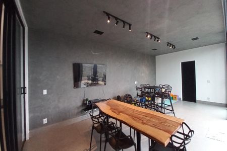 Casa de condomínio à venda com 229m², 3 quartos e 4 vagas Casa de condomínio à venda com 229m², 3 quartos e 4 vagasÁrea comum