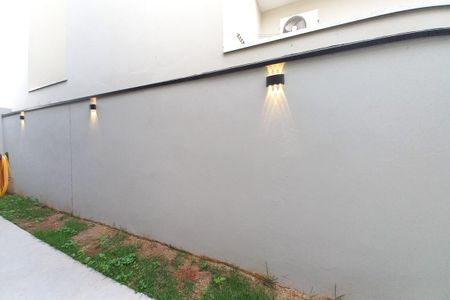 Casa de condomínio à venda com 229m², 3 quartos e 4 vagas Casa de condomínio à venda com 229m², 3 quartos e 4 vagasVista da Suíte