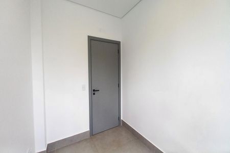 Casa de condomínio à venda com 229m², 3 quartos e 4 vagas Casa de condomínio à venda com 229m², 3 quartos e 4 vagasEscritório