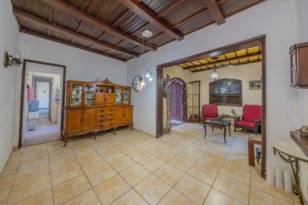 Casa à venda com 83m², 3 quartos e 2 vagas