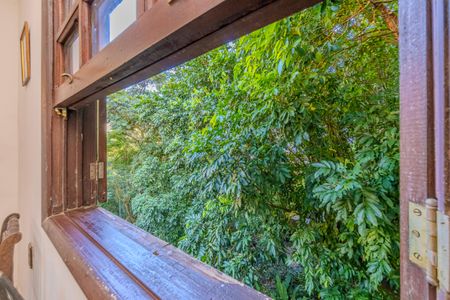 Casa à venda com 83m², 3 quartos e 2 vagas