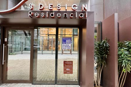 Apartamento à venda com 166m², 3 quartos e 2 vagas Apartamento à venda com 166m², 3 quartos e 2 vagasPlaquinha instalada