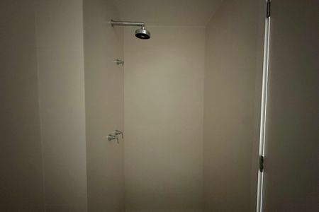 Apartamento à venda com 166m², 3 quartos e 2 vagas Apartamento à venda com 166m², 3 quartos e 2 vagasBanheiro da Suíte 1