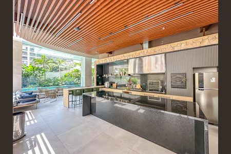 Apartamento à venda com 166m², 3 quartos e 2 vagas Apartamento à venda com 166m², 3 quartos e 2 vagasÁrea comum