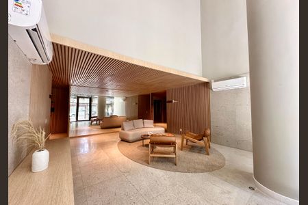 Apartamento à venda com 166m², 3 quartos e 2 vagas Apartamento à venda com 166m², 3 quartos e 2 vagasPortaria